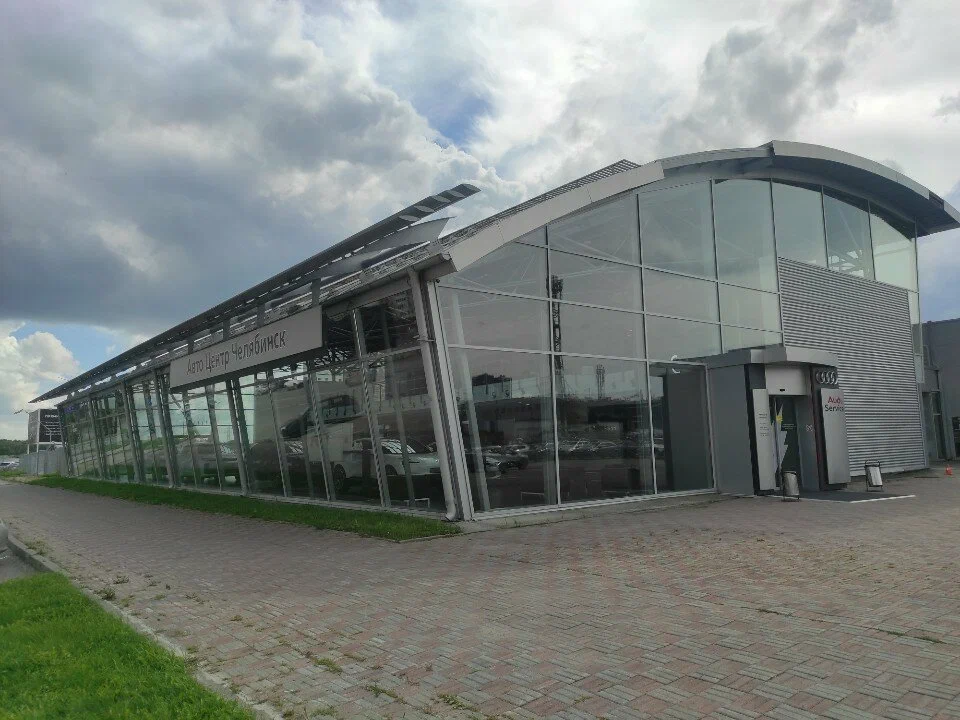 Автосалон "Audi" - изображение 2
